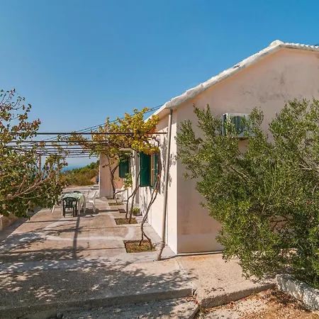 Two-bedroom With Sea View 02